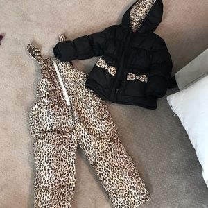Snow bibs and  puffer jacket set